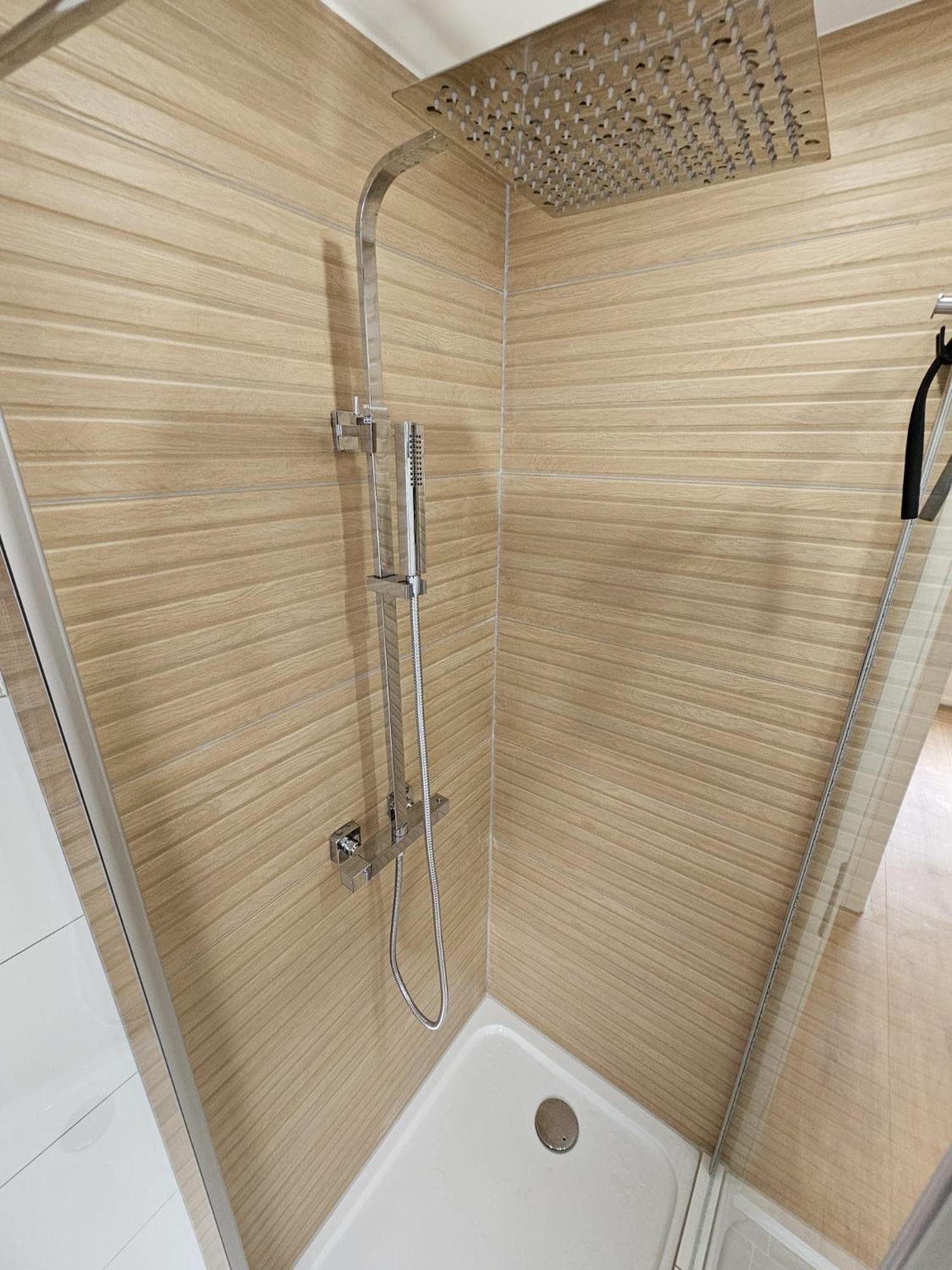 Tautraum Suite Mit Whirlpool Und Gruenem Ausblick Wilhelmshaven Bagian luar foto