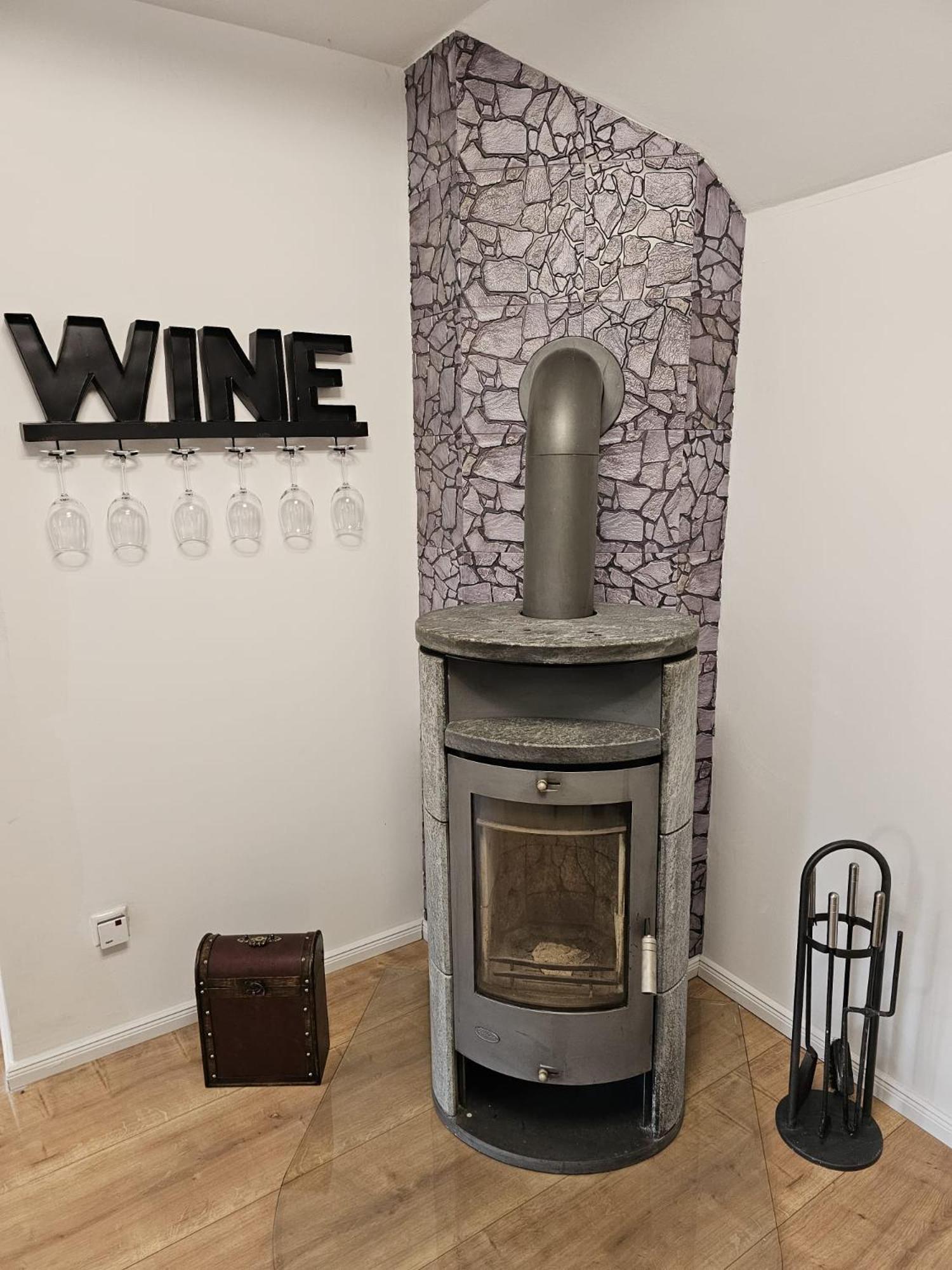 Tautraum Suite Mit Whirlpool Und Gruenem Ausblick Wilhelmshaven Bagian luar foto